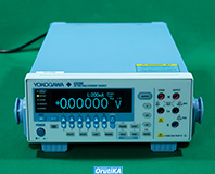 GS210 直流電圧 / 電流源 イメージ1