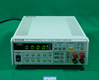 R6142 プログラマブル 直流電圧 / 電流発生器 イメージ1